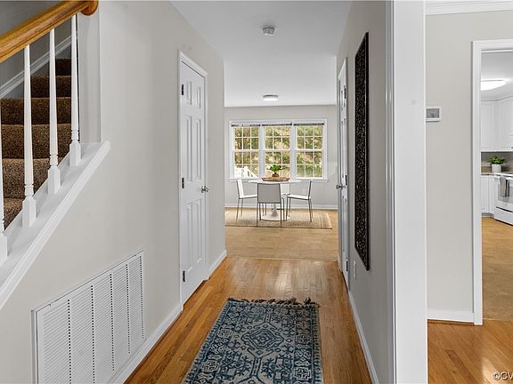 4th image of 9838 Littlerock Ct