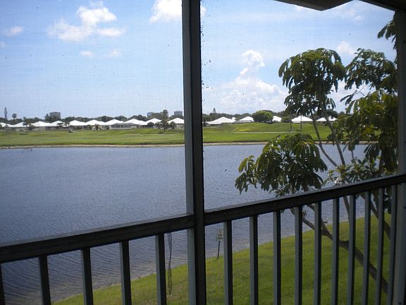 2nd image of 1322 The Pointe Dr