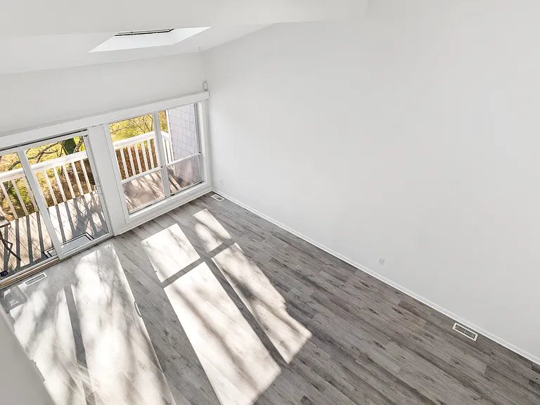 220 Montauk Hwy #22 — Photo 15