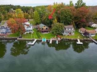 128 Lake Dr, East Hampton, CT 06424