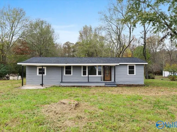 7056 Old Railroad Bed Rd, Toney, AL 35773