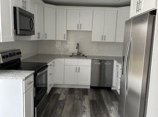 43 Towpath Rd, Levittown, PA 19056