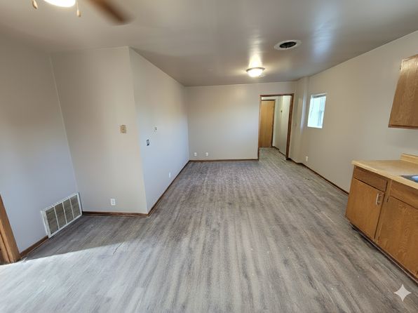 103 Grand Ave E #1
