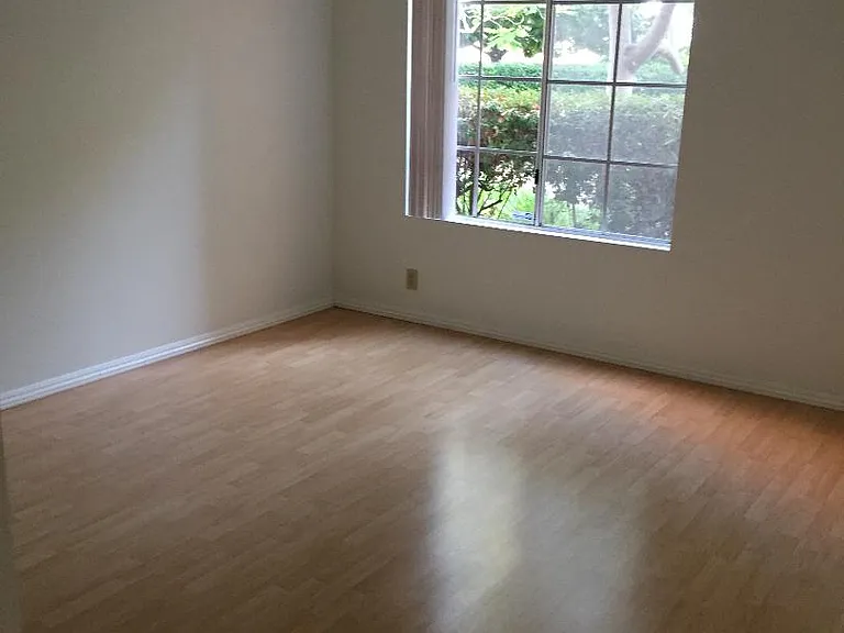 7210 Calle Cristobal — Photo 2
