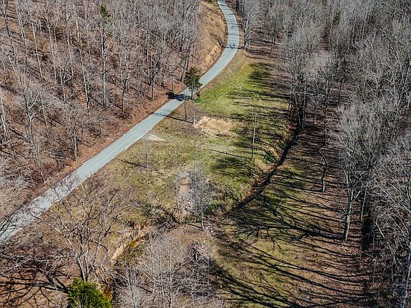 2nd image of 375 Roanoke Creek Rd