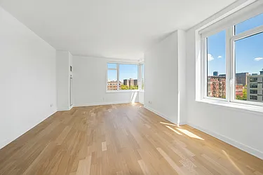 Sold by Isen & Company : Real Estate Advisors