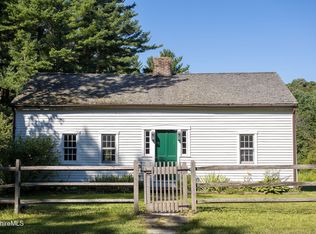 121 Sandy Brook Tpke, Sandisfield, MA 01255