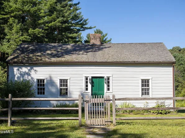 121 Sandy Brook Tpke, Sandisfield, MA 01255