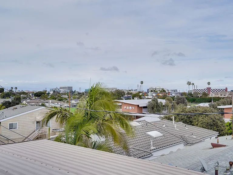 304 Bungalow Dr — Photo 23