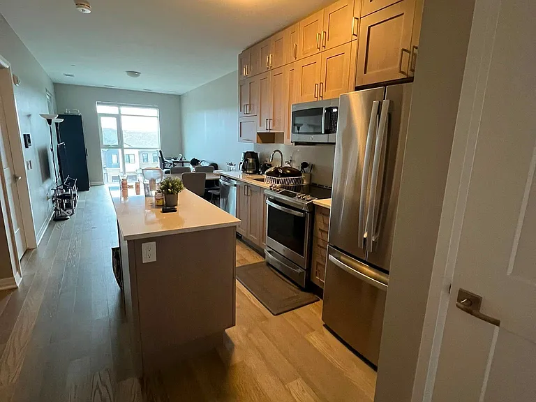 460 Gordon Krantz Ave #321 — Photo 3