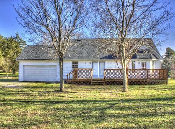 3rd image of 301 Kinnard Ct