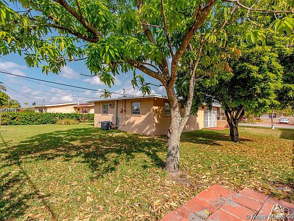 5th image of 8240 SW 13th Ter #8240