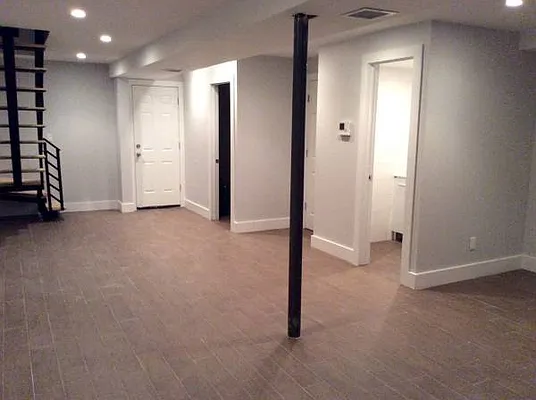 Rented by EXR | media 24