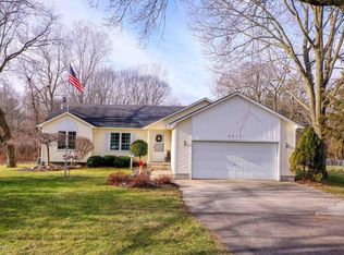 8213 N Seymour Rd, Flushing, MI 48433