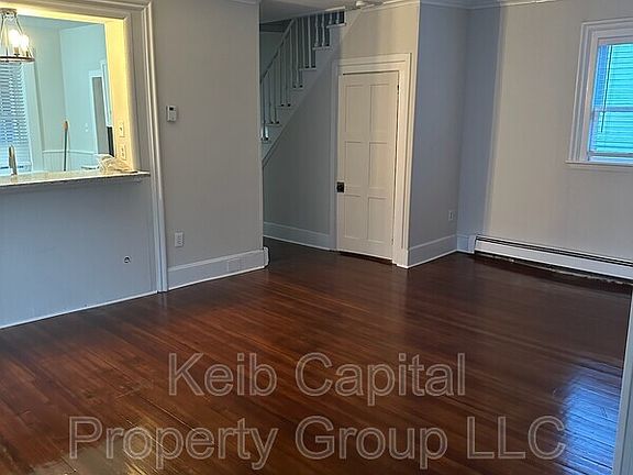 4th image of 68 Ballston Ave #1