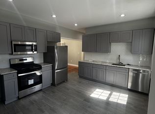33 Wolcott St Floor 3, Dorchester, MA 02121