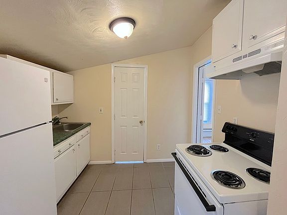 5th image of 1526 W 40th St APT 2B