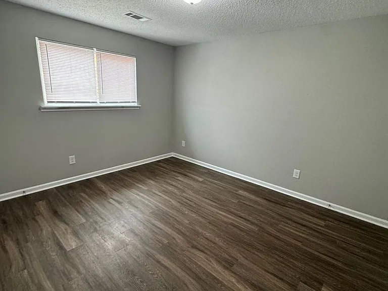 Getwell Pointe Apartments — Photo 18