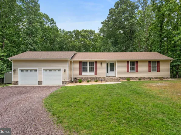 7021 Reno Ln, Fredericksburg, VA 22407