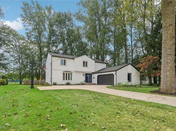 31109 Wolf Rd, Bay Village, OH 44140