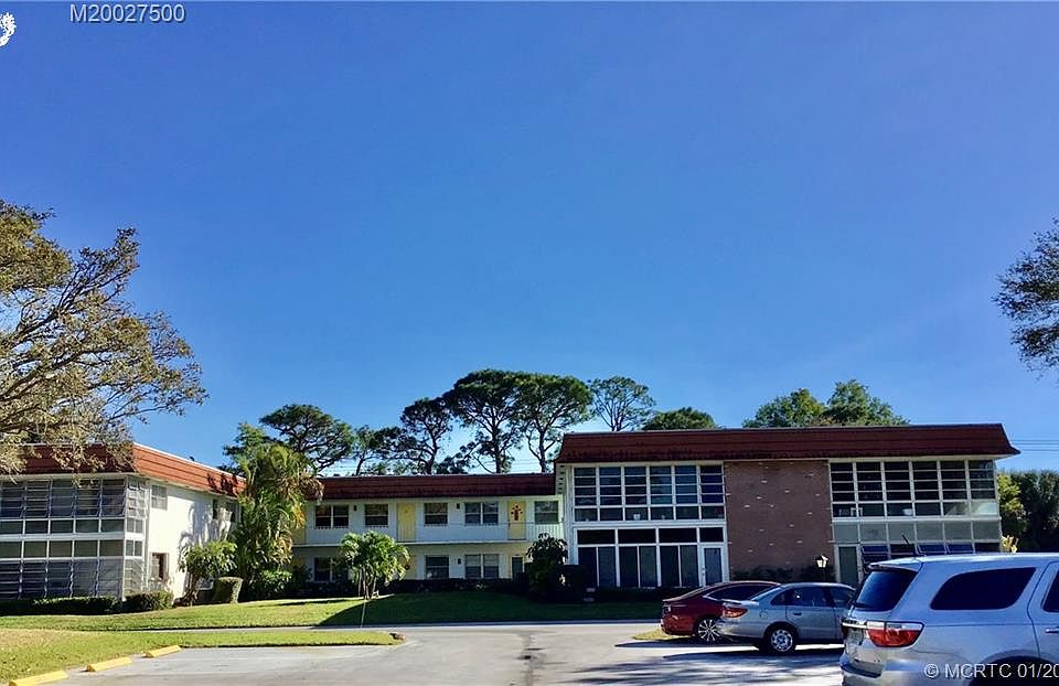 2nd image of 1225 NW 21st St #4-409