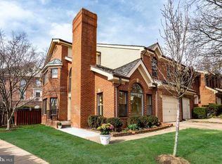 6614 Anthony Crest Sq, Mc Lean, VA 22101