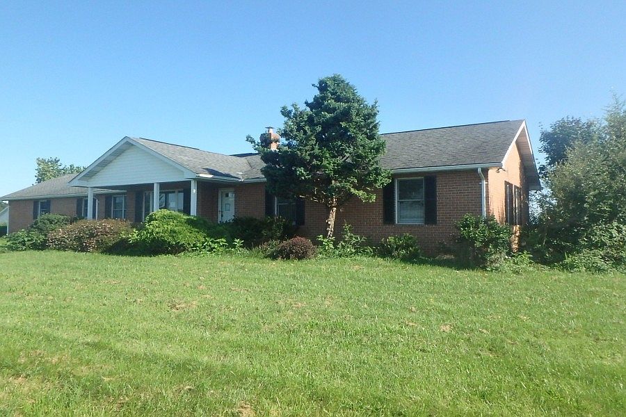 2nd image of 7409 Picnic Woods Rd