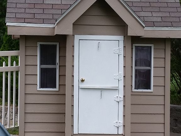 Playhouse