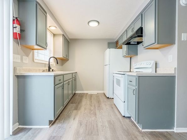 100 Heritage Cir #122
