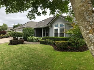 781 McKenzie Crest Dr, Springfield, OR 97477