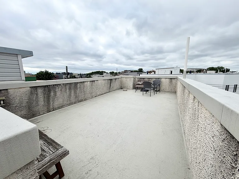 1844 Vineyard St #2F — Photo 7