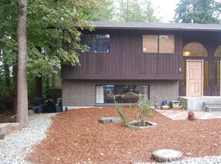 660 SW Harrier St #1, Oak Harbor, WA 98277