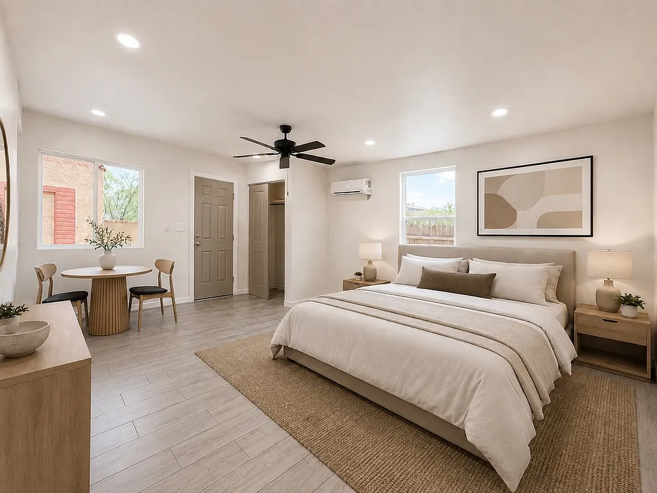2614 N Balboa Ave #6