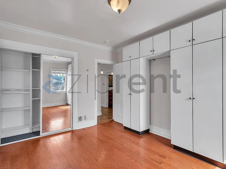 8521 Dowling St — Photo 14