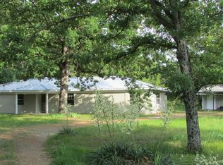 1129 County Road 44800, Blossom, TX 75416