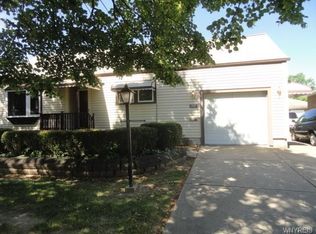 620 80th St, Niagara Falls, NY 14304