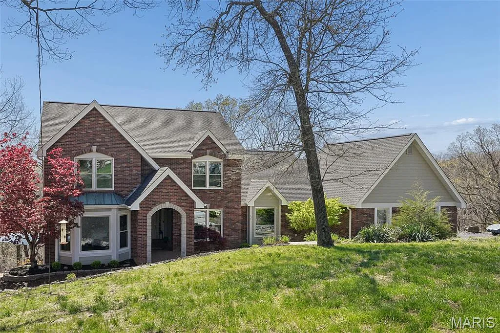 1553 Ridge Rd photo 1