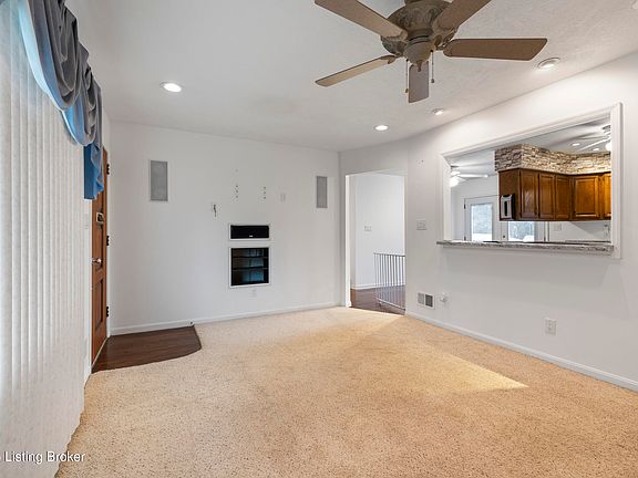 5th image of 11702 Dearing Woods Dr