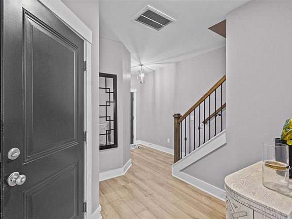 3rd image of 31 Alkanet Way