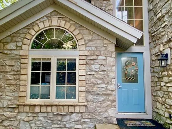 7890 Ashbrook Dr, Haslett, MI 48840