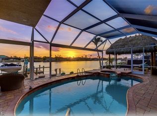 422 SW 33rd Ave, Cape Coral, FL 33991
