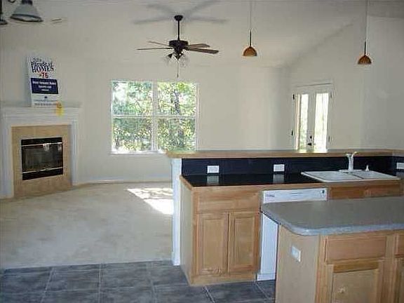 4th image of 674 Waterview Cove Dr