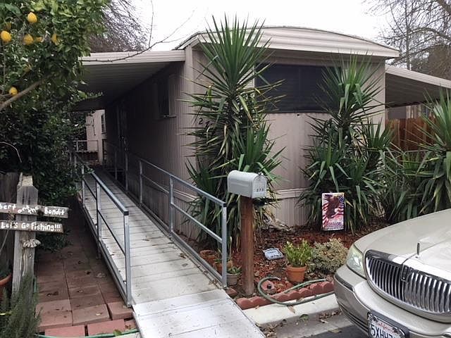 1st image of 9360 N Blackstone Ave Space 272