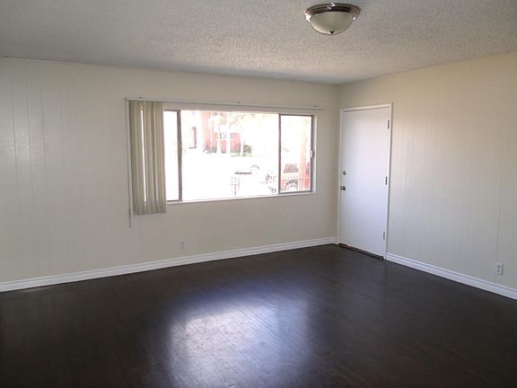 2nd image of 4134 W 22nd Pl