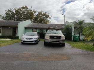 4915 SW 137th Ct, Miami, FL 33175