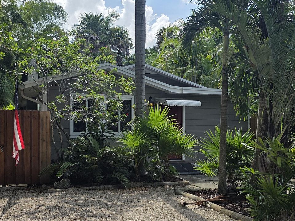 1st image of 540 SW 14TH Avenue