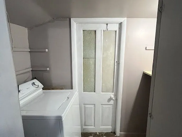9 E Main St #1-5 — Photo 14