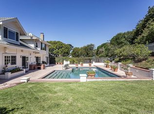 2852 Cliffridge Way, La Jolla, CA 92037