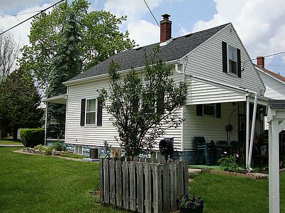 2nd image of 400 Buckeye Ave