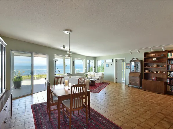 2757 Lower Rd, Sunshine Coast, BC V0N 2W4